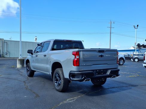 Used 2024 Chevrolet Silverado 1500 LT Trail Boss w/ LT Trail Boss Premium Package AWD/4WD image 15