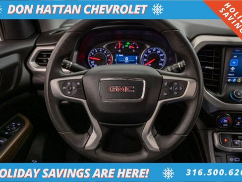 Used 2023 GMC Acadia SLE w/ Driver Convenience Package image 6