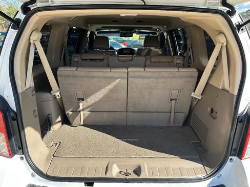 Used 2009 Nissan Pathfinder SE w/ Premium Pkg image 23
