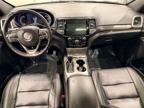 Used 2019 Jeep Grand Cherokee Limited w/ Luxury Group II image 43