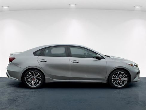 Used 2023 Kia Forte GT image 22