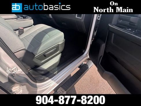 Used 2018 RAM 1500 Express w/ Express Value Package RWD image 17