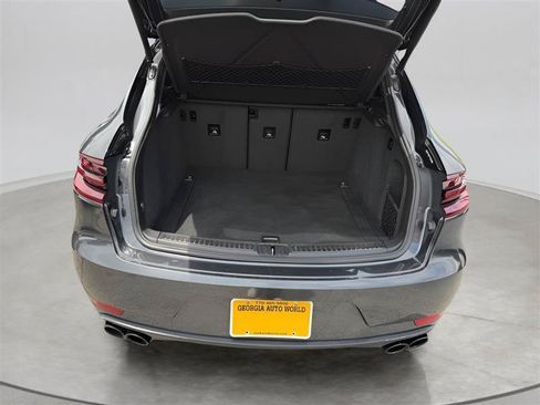 Used 2018 Porsche Macan GTS AWD/4WD image 41