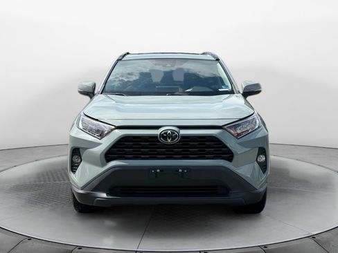 Used 2021 Toyota RAV4 XLE w/ Convenience Package AWD/4WD image 2