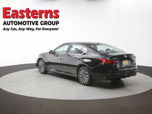 Used 2023 Nissan Altima 2.5 SV FWD image 63