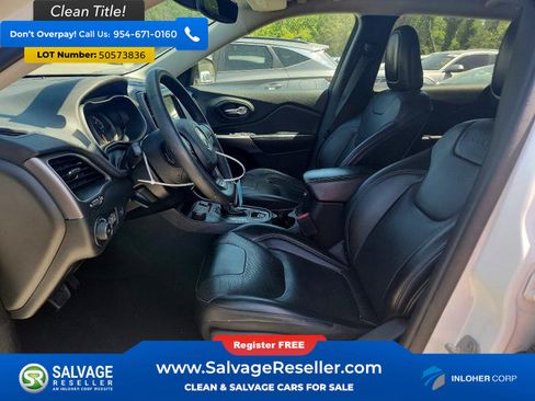 Used 2022 Jeep Cherokee Latitude Lux AWD/4WD image 9