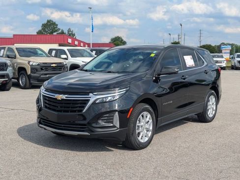 Used 2023 Chevrolet Equinox LT AWD/4WD image 11