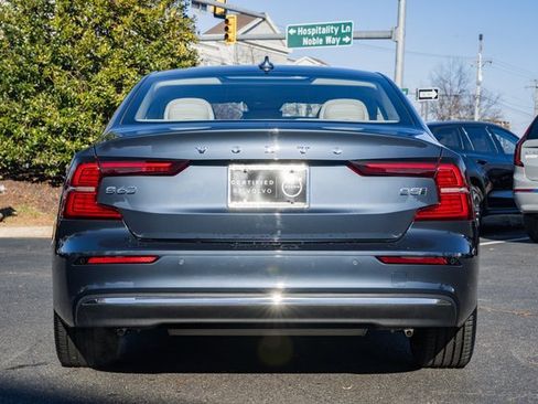 Certified 2023 Volvo S60 B5 Ultimate w/ Climate Package image 5