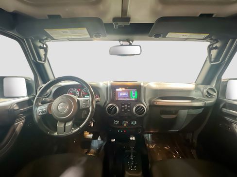 Used 2016 Jeep Wrangler Unlimited Sport w/ Quick Order Package 24S AWD/4WD image 15
