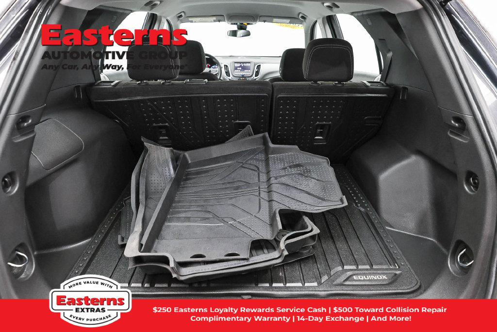 Used 2022 Chevrolet Equinox LS AWD/4WD image 10