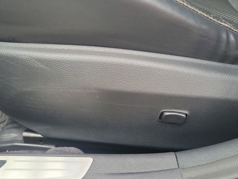 Used 2016 Hyundai Azera Limited FWD image 20