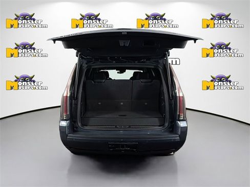 Used 2020 Cadillac Escalade Platinum image 25