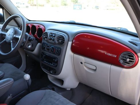 Used 2002 Chrysler PT Cruiser Touring image 17