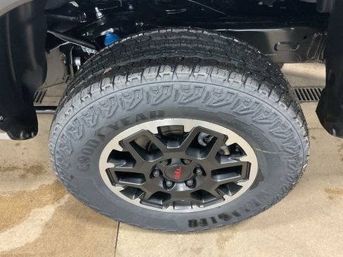 New 2026 Toyota Tacoma TRD Off-Road image 7