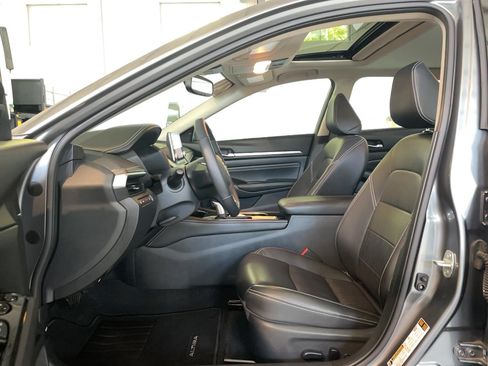 Used 2020 Nissan Altima 2.5 SL AWD/4WD image 6