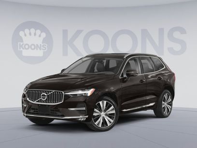 Used 2022 Volvo XC60 B5 Momentum w/ Advanced Package