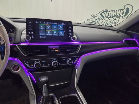 Used 2020 Honda Accord EX image 18