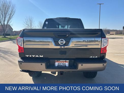 Used 2019 Nissan Titan Platinum Reserve image 7