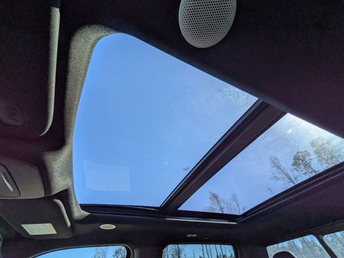 Certified 2023 Ford F150 Lariat w/ Equipment Group 502A High image 23