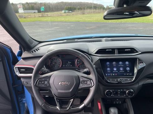 Used 2023 Chevrolet TrailBlazer RS w/ Sun and Liftgate Package AWD/4WD image 15