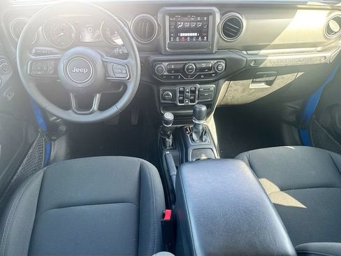 Used 2023 Jeep Wrangler Unlimited AWD/4WD image 24