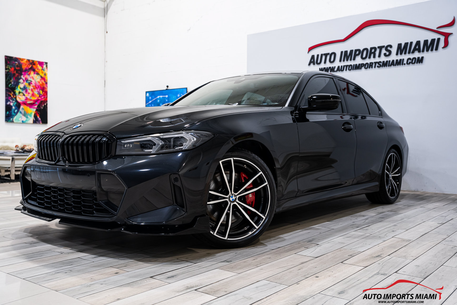 Used 2023 BMW 330i Sedan w/ M Sport Package RWD image 3