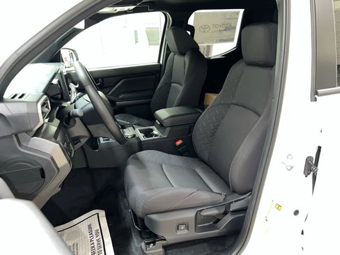 New 2026 Toyota Tacoma SR5 image 15