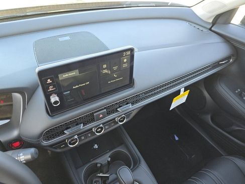 New 2026 Honda HR-V EX-L image 35