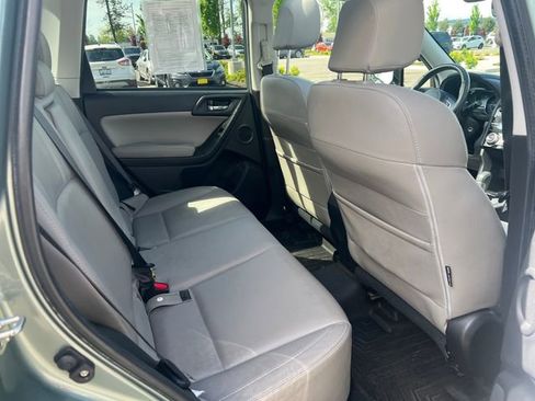 Used 2017 Subaru Forester 2.5i Limited AWD/4WD image 17