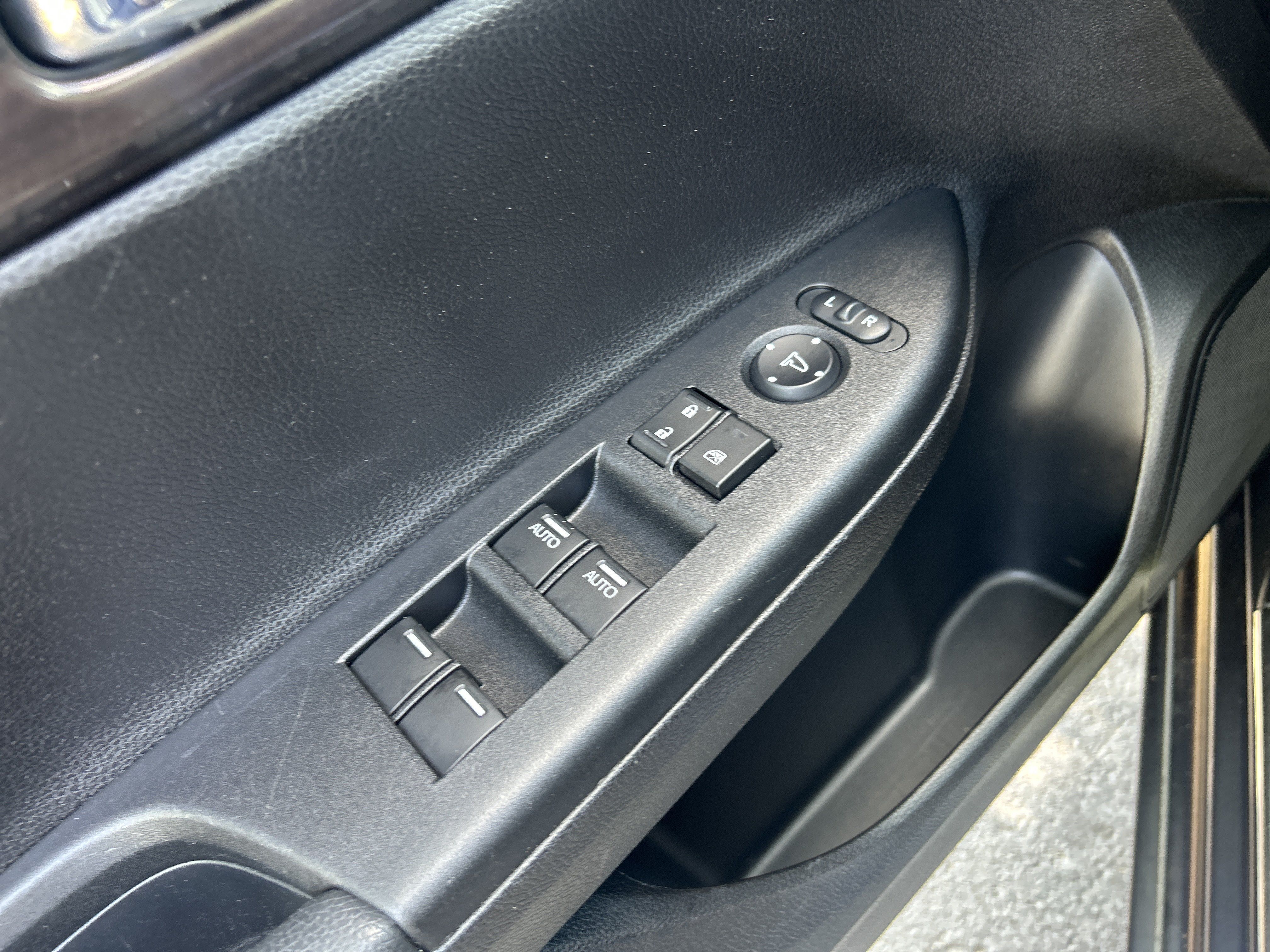 Used 2016 Honda Accord EX-L image 23
