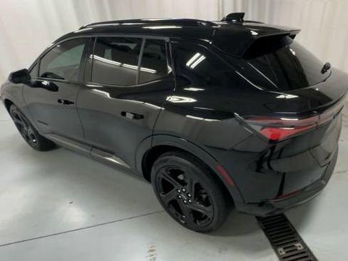 Used 2024 Chevrolet Equinox EV RS AWD/4WD image 6