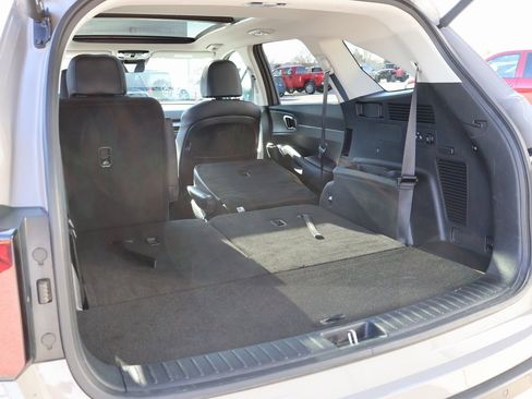 Used 2025 Kia Sorento X-Line EX image 16