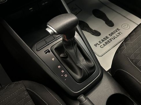 Used 2023 Kia Rio S image 16