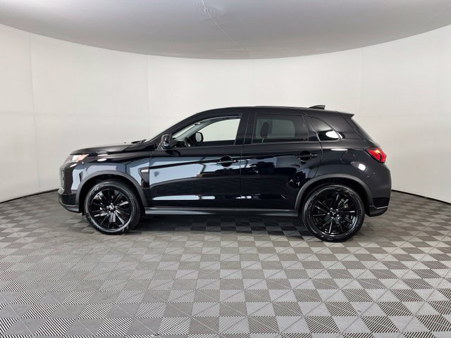 Used 2026 Mitsubishi Outlander Sport LE AWD/4WD image 4