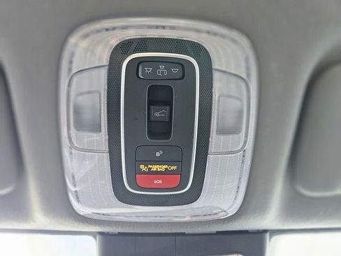 Used 2025 Hyundai Elantra SEL FWD image 27