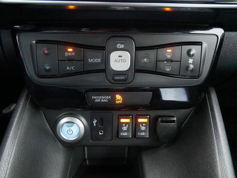 Certified 2019 Nissan Leaf SL w/ SL Technology Package image 26