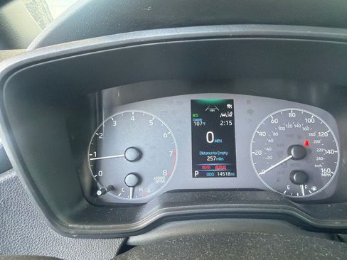 Used 2025 Toyota Corolla SE FWD image 11