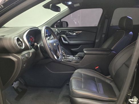 Used 2022 Chevrolet Blazer Premier w/ LPO, Black Grille Bar Package FWD image 17