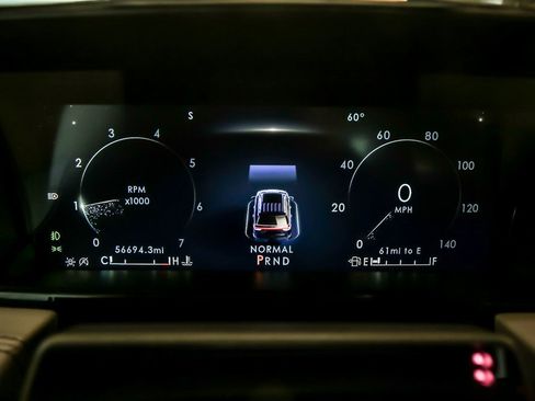 Used 2024 Lincoln Navigator L Reserve image 16