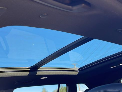 New 2026 GMC Acadia Elevation image 10