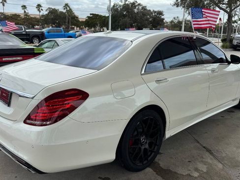 Used 2015 Mercedes-Benz S 550 Sedan image 4