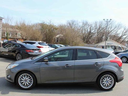 Used 2012 Ford Focus SEL image 10