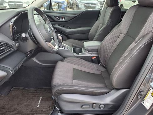Certified 2025 Subaru Outback Premium image 6