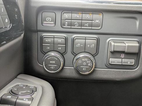 New 2026 Chevrolet Tahoe High Country image 16