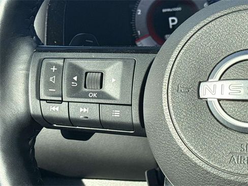 Certified 2024 Nissan Pathfinder Platinum image 8