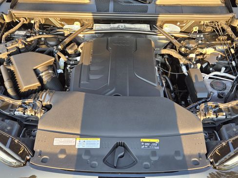 New 2025 Audi Q5 Premium Plus image 31