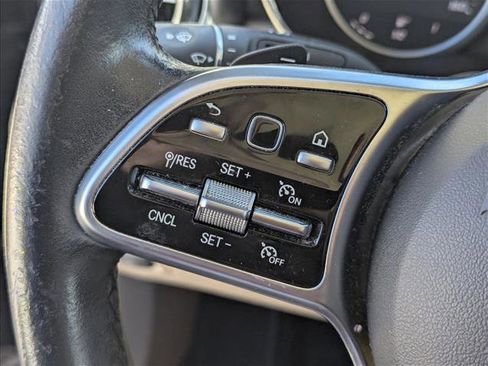 Used 2021 Mercedes-Benz GLC 300 image 13