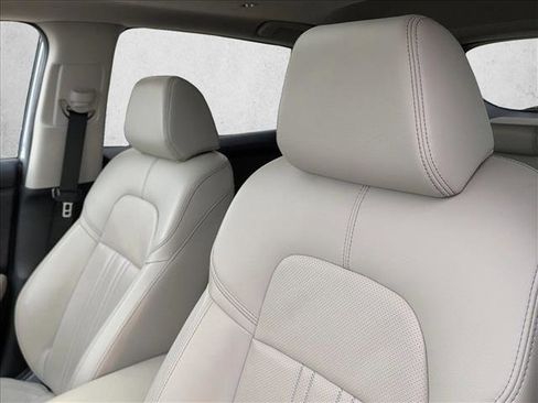 Used 2024 Honda HR-V EX-L image 14