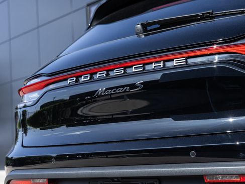 Certified 2026 Porsche Macan S AWD/4WD image 15