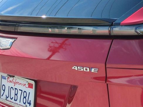 Certified 2024 Cadillac Lyriq Sport image 22